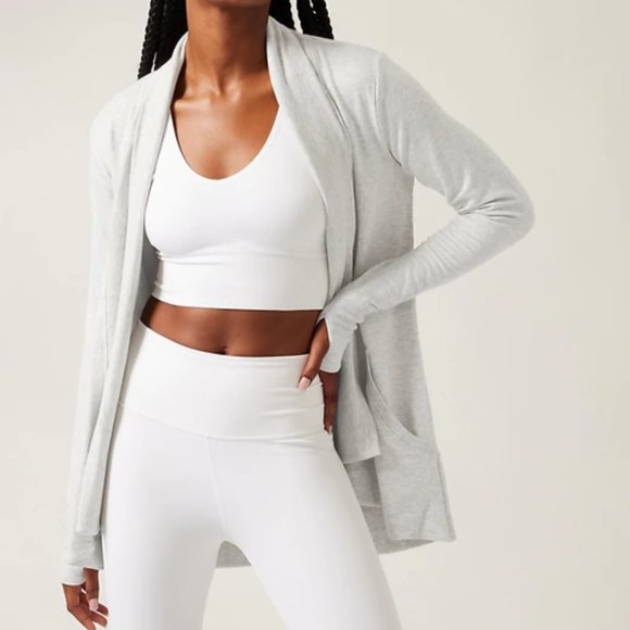 ATHLETA LIGHT HEATHER GREY POCKETS NIRVANA PRANAYAMA WRAP CARDIGAN - Picture 1 of 6